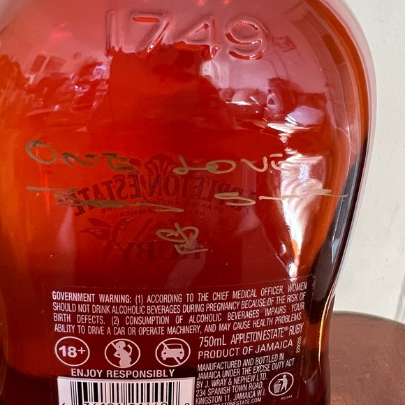 Appleton Rare Ruby Rum - Picture 8 of 15